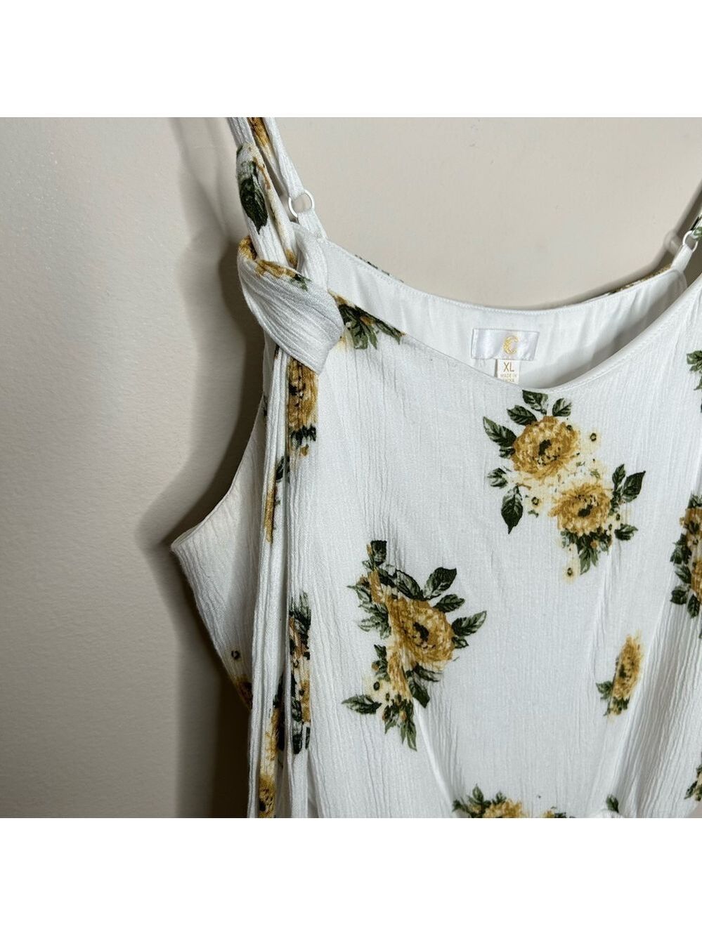 Charming Charlie Woven V-Neck Jumpsuit Wide Split Leg Yellow Floral XL - Picture 5 of 12